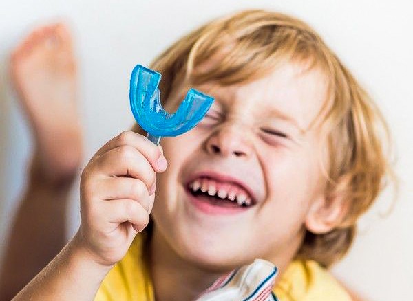 Dental-Assistance-Breglia-notizie-bruxismo-bambini.jpg